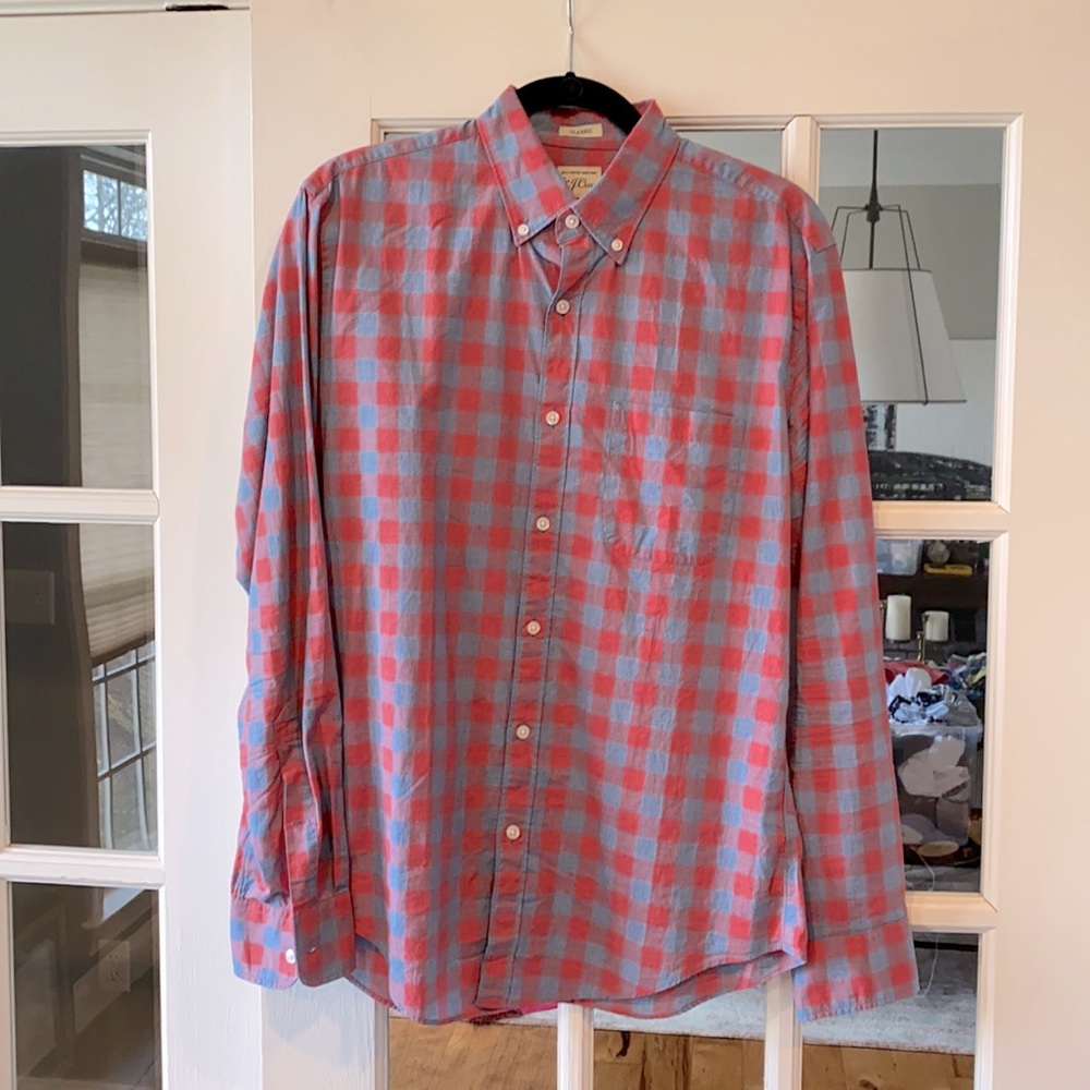 Jcrew Secret Wash Organic cotton poplin shirt. Medium classic fit.
